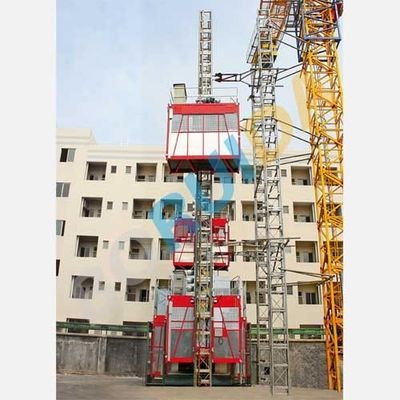 Equipo simple o doble de la elevación del material de construcción de los alzamientos de estante y del piñón de la jaula CH2000 del OEM