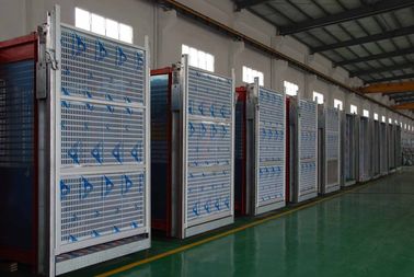 Alzamientos eléctricos de estante y del piñón