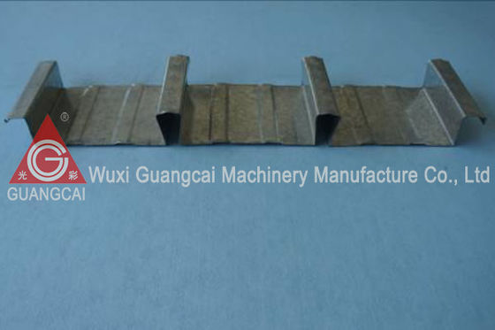Productos formados galvanizados del rollo de acero de la cubierta de piso de acero 0.4m m - 0.8m m