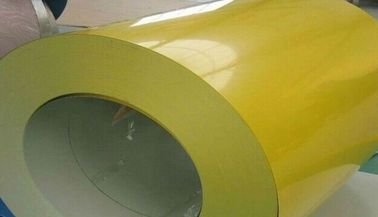 El color mental de los materiales de construcción cubrió el modelo de imitación de madera de la hoja de acero